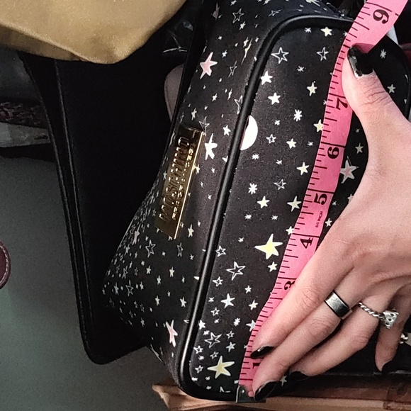 NWOT Moschino fragrance pouch - Picture 9 of 11